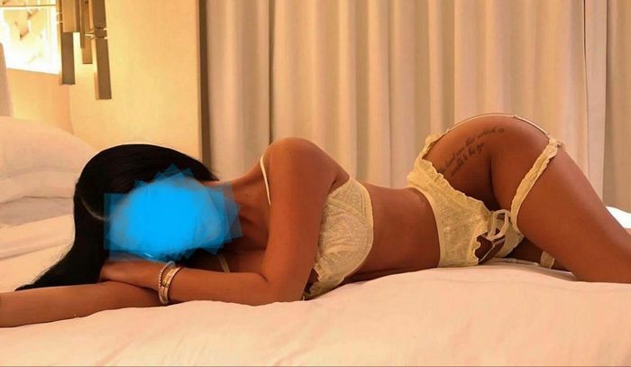 Куртизанки на дому: Искусство интимного досуга в современных реалиях